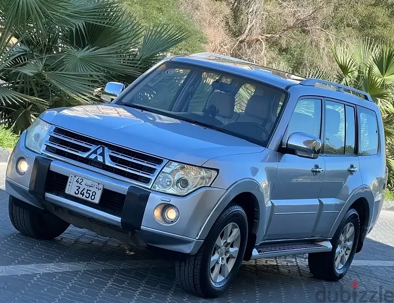 ميتسوبيشي باجيرو 2010